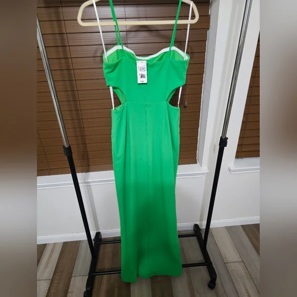 Women Dress (261) - Picture 5 of 8